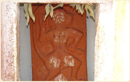 Shri Maruti mandir at Entrance